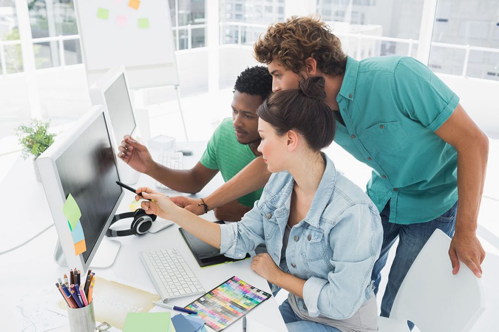 Hiring An Amateur Vs A Professional Designer For Work