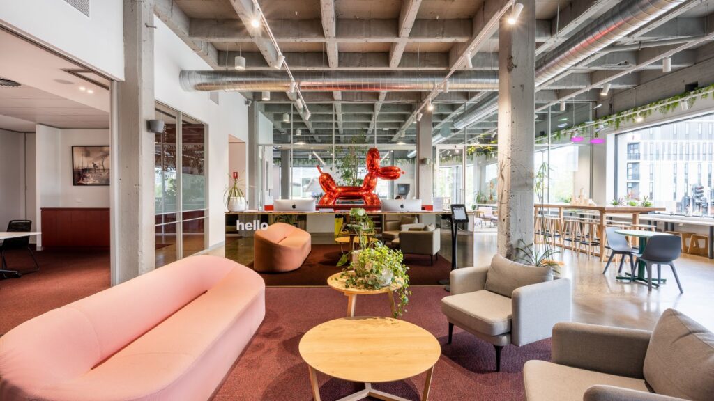 The Benefits of a Suspended Ceiling as Part of Your Fit Out